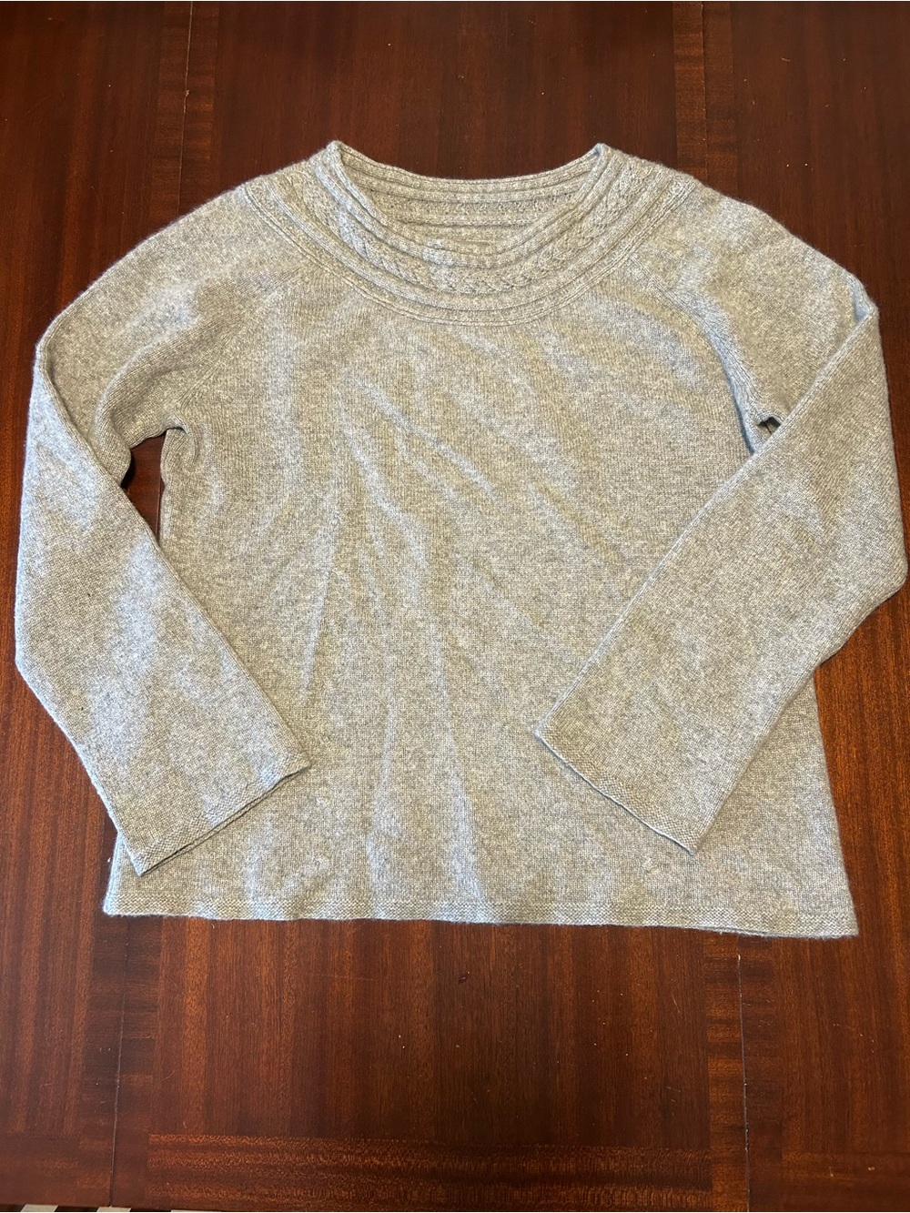 Ann Taylor 100% Cashmere Light Gray Sweater